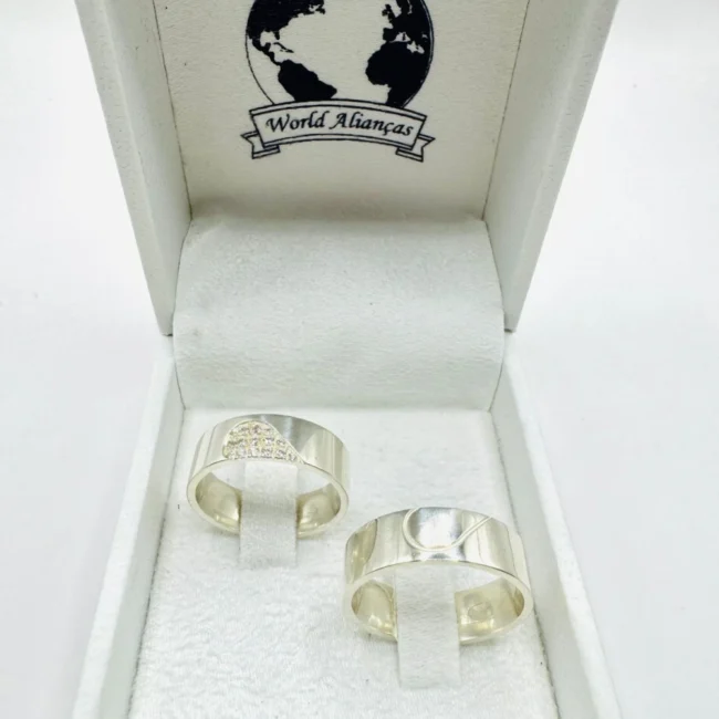 Par de Alianças em Prata 950 | Modelo Minha Metade 💕